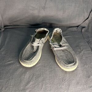 Hey Dudes‎ Women's Grey  Slip on Shoes Size 6